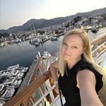 Lili, 48